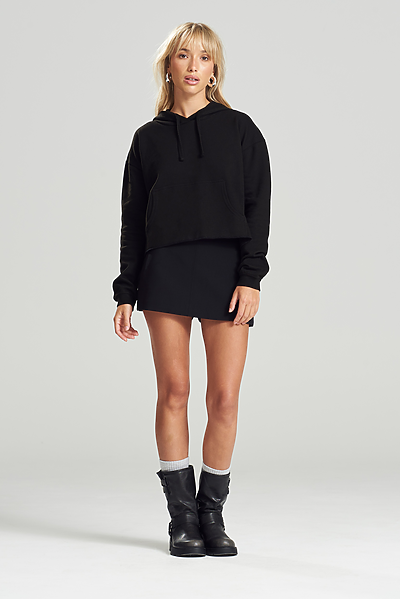 GIRLIE CROPPED HOODIE